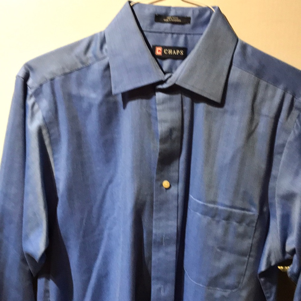 Chap’s Herringbone Dress Shirt
